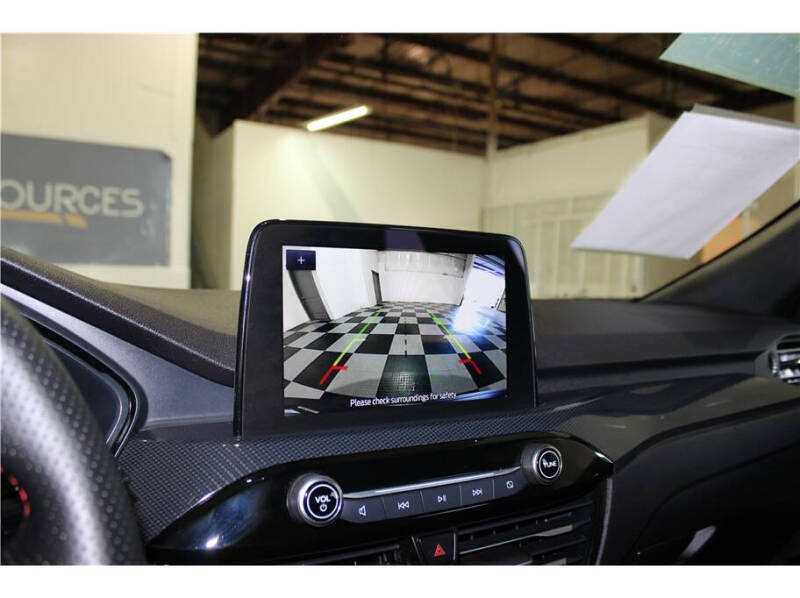 2025 Ford Escape ST-Line Select