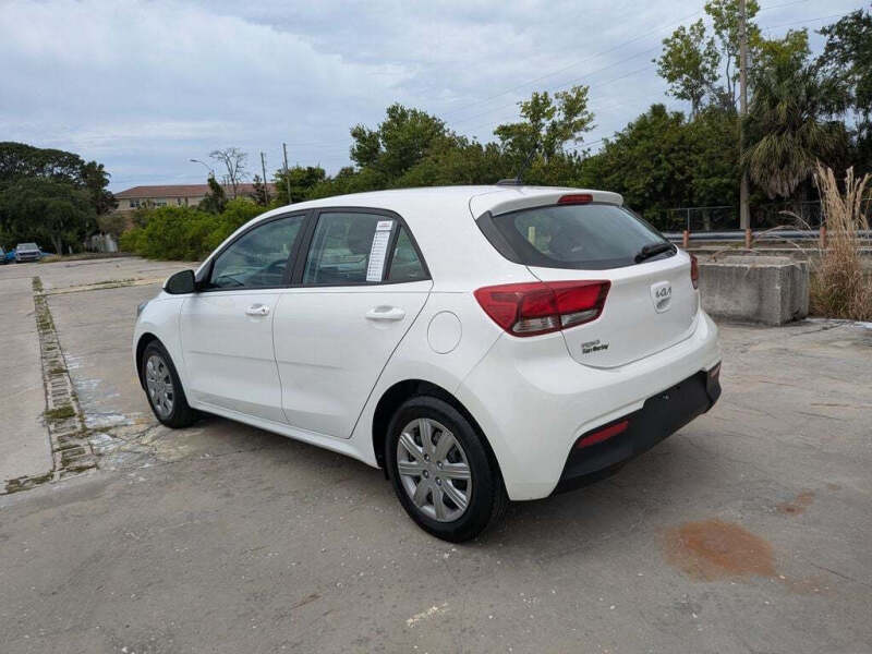 2023 Kia Rio 5-Door S