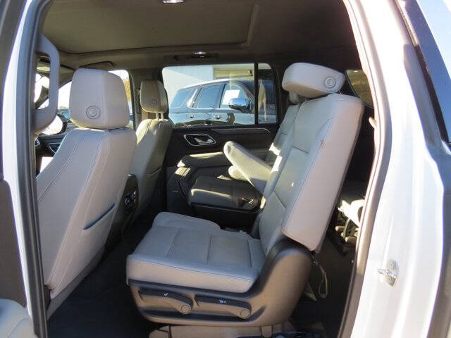 2022 Chevrolet Suburban LT