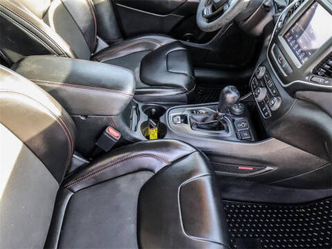 2022 Jeep Cherokee Trailhawk