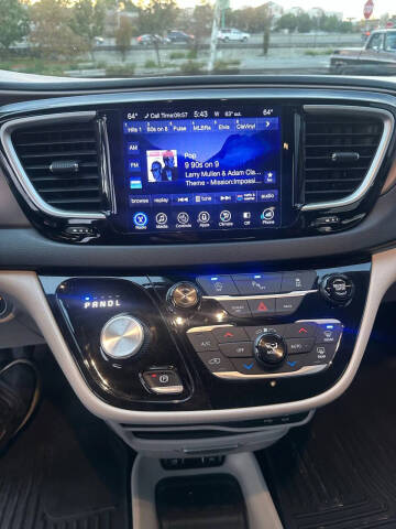 2017 Chrysler Pacifica