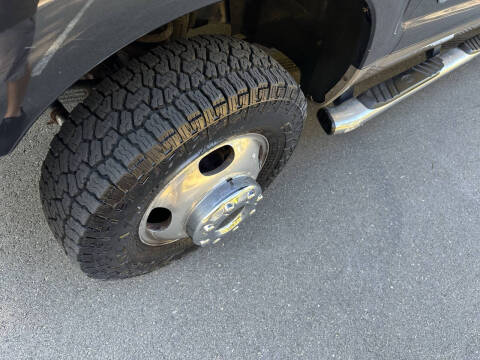 2013 Ford F-350 Super Duty Lariat