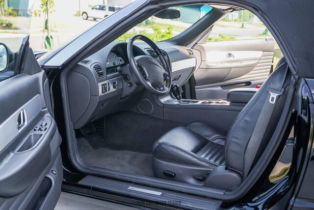 2002 Ford Thunderbird Deluxe