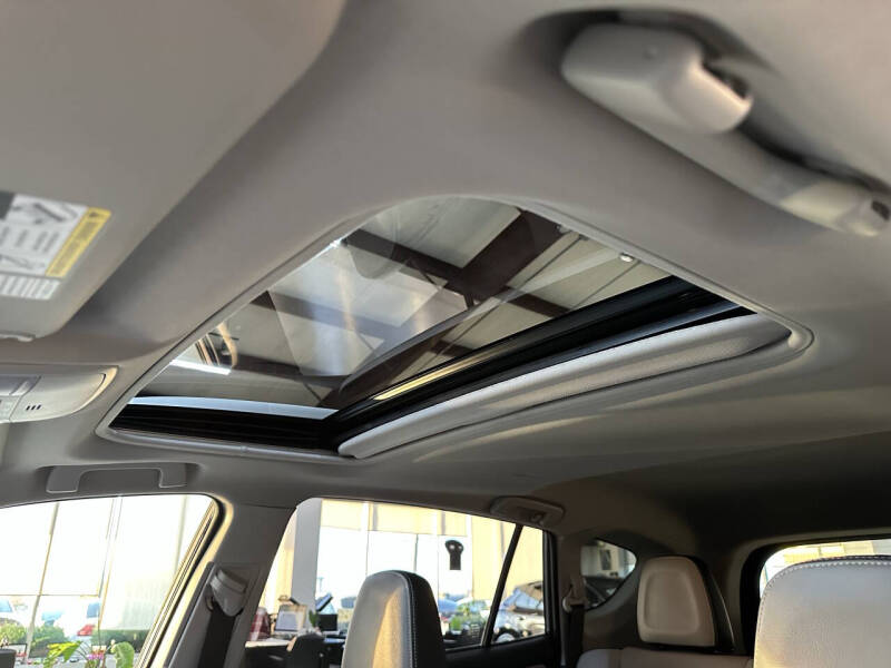 2016 Toyota RAV4 Hybrid Limited