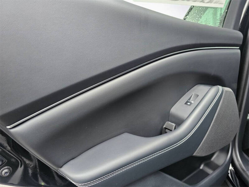 2024 Ford Mustang Mach-E Select