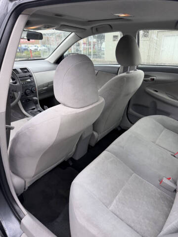 2009 Toyota Corolla LE