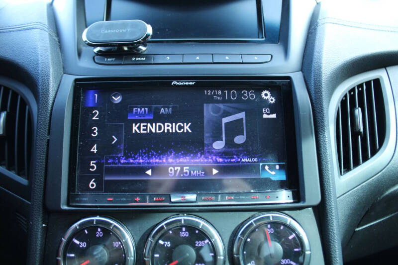 2016 Hyundai Genesis Coupe