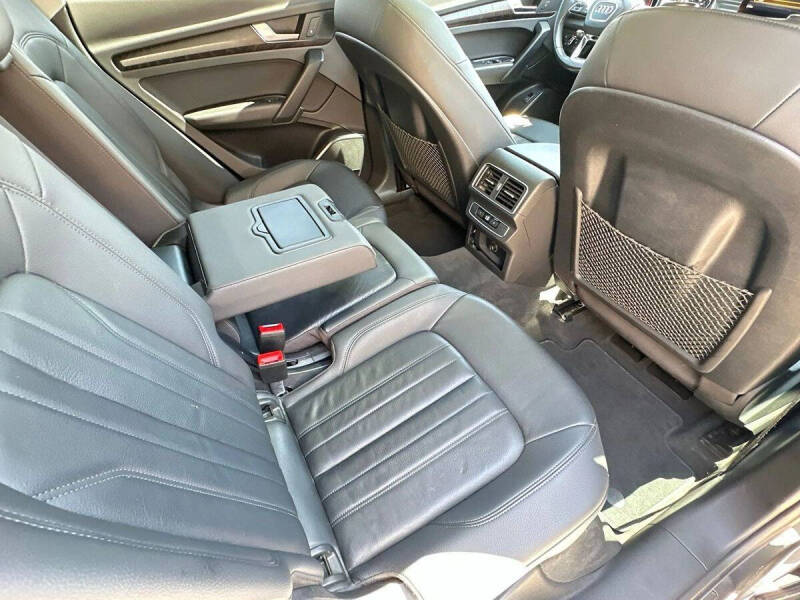 2019 Audi Q5 quattro Premium 45 TFSI