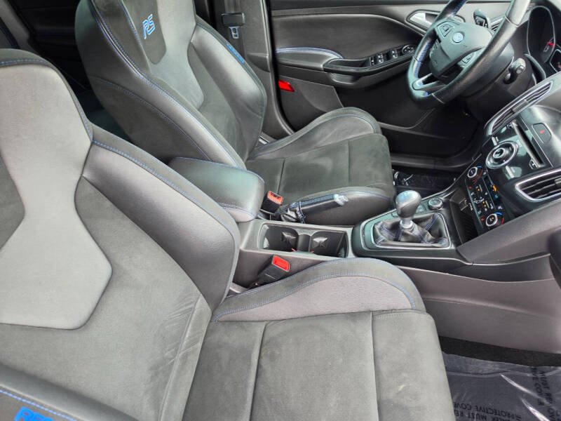 2016 Ford Focus RS
