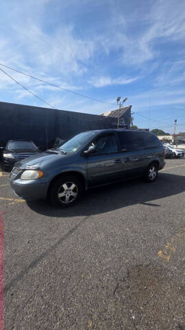 2005 Dodge Grand Caravan SXT