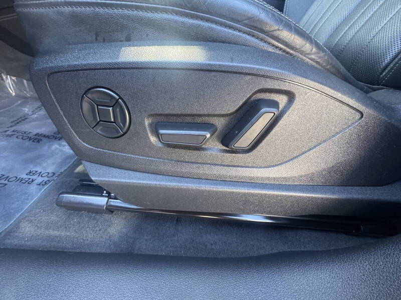 Used 2019 Audi e-tron Premium Plus with VIN WA1LAAGE0KB021286 for sale in Chandler, AZ