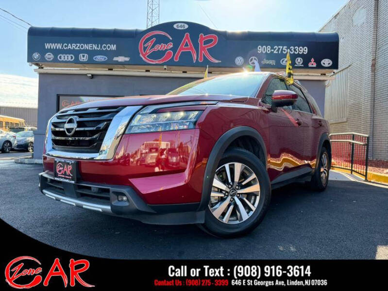 2023 Nissan Pathfinder SL