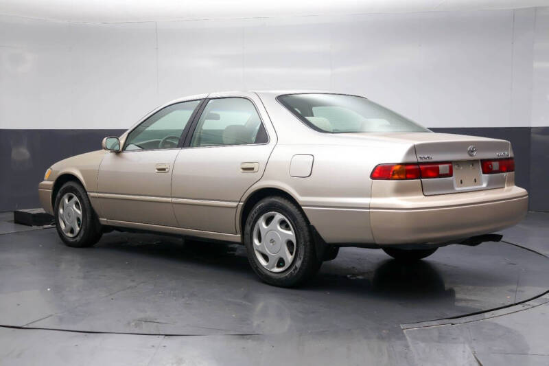 1997 Toyota Camry LE V6