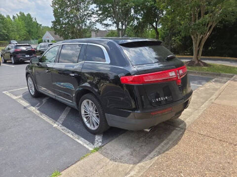 2019 Lincoln MKT Reserve