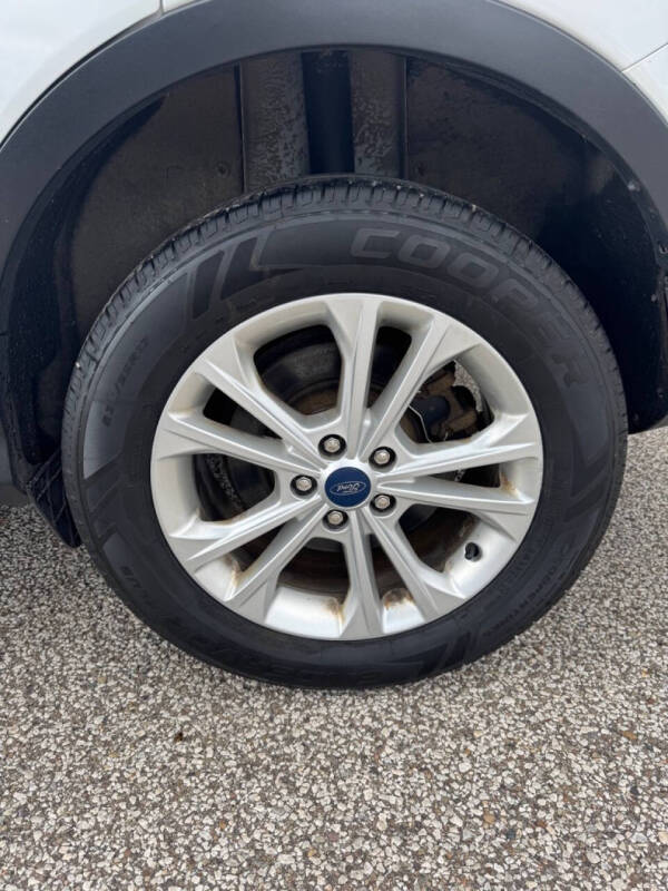 2019 Ford Escape SE