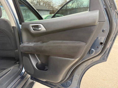 2013 Nissan Pathfinder S