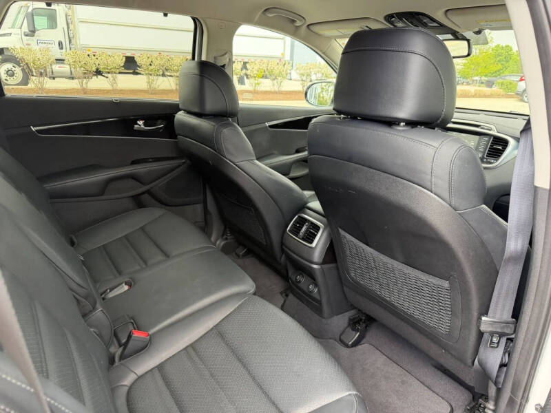2017 Kia Sorento EX V6