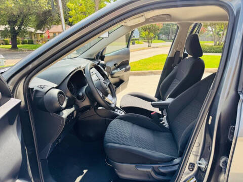 2021 Nissan Kicks S