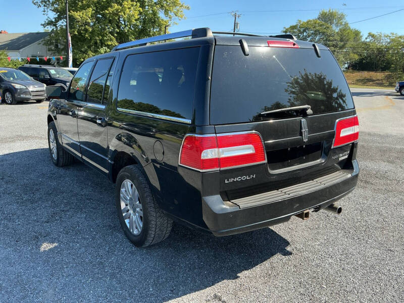 2011 Lincoln Navigator L