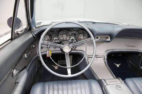 1962 Ford Thunderbird