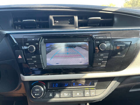 2015 Toyota Corolla LE