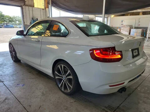 2015 BMW 2 Series 228i