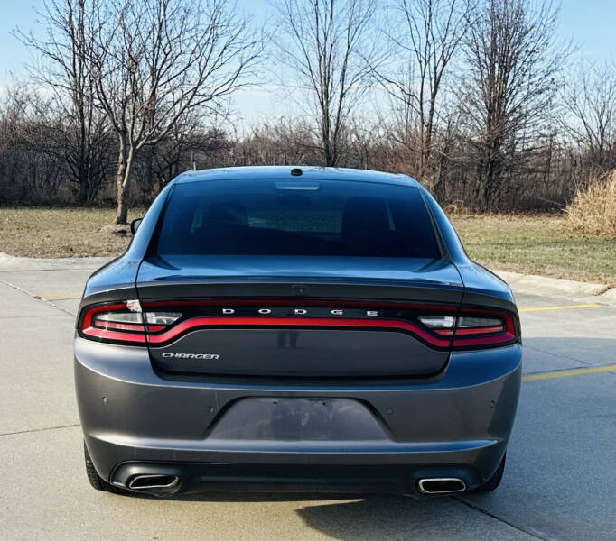 2019 Dodge Charger SXT