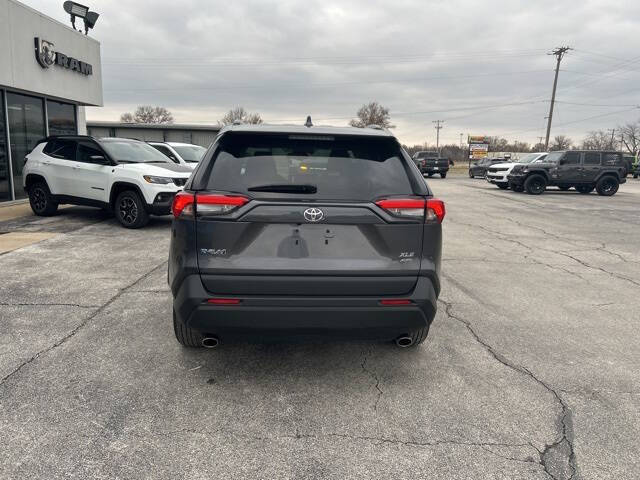 2024 Toyota RAV4 XLE