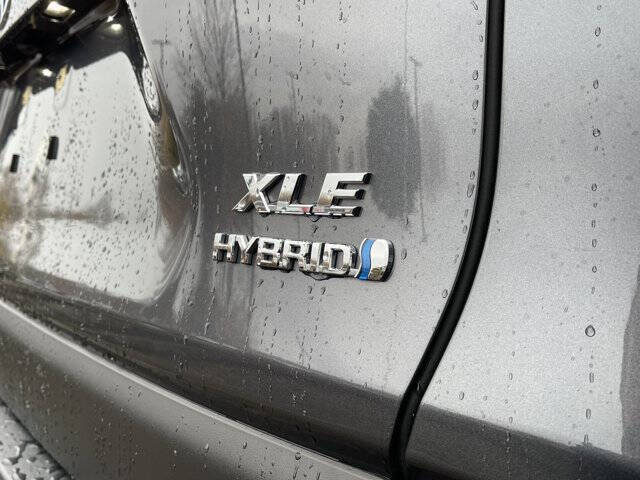 2024 Toyota RAV4 Hybrid XLE Premium