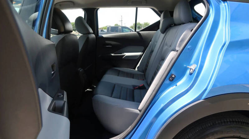 2023 Nissan Kicks SR