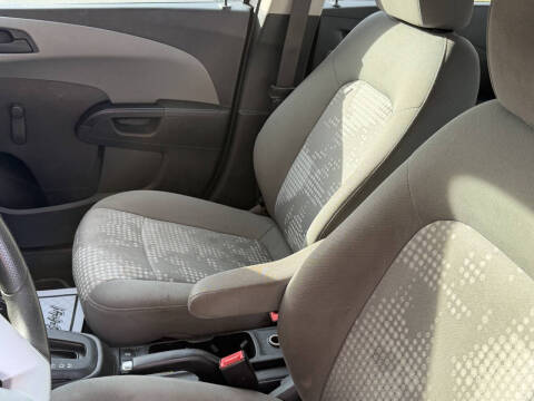 2019 Chevrolet Sonic LT Auto Fleet