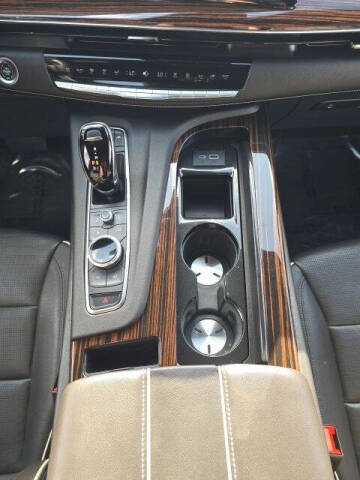 2024 Cadillac Escalade ESV Premium Luxury