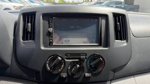 2017 Nissan NV200