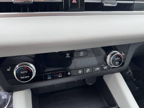 2024 Mitsubishi Outlander SEL