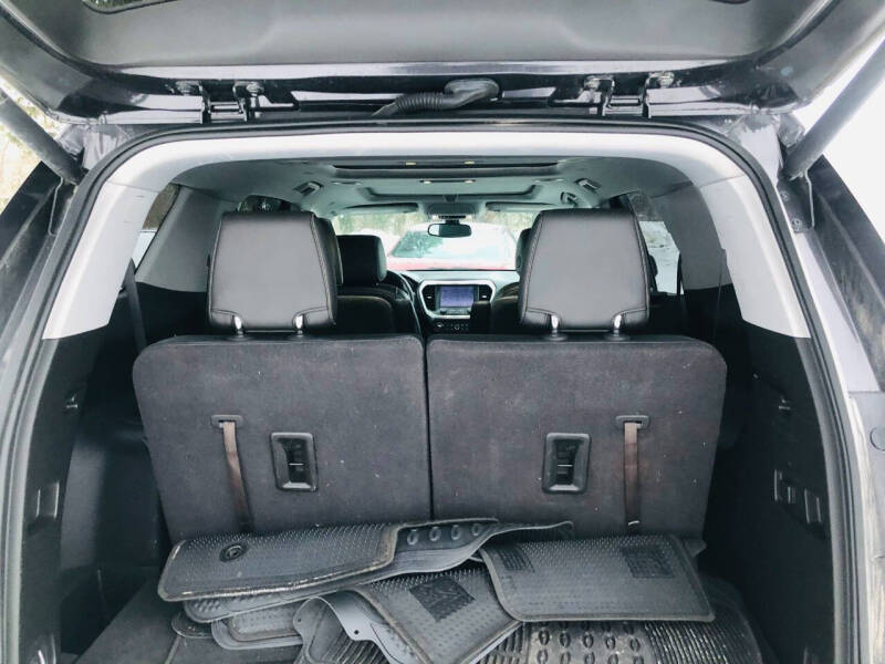 2017 GMC Acadia SLT-1