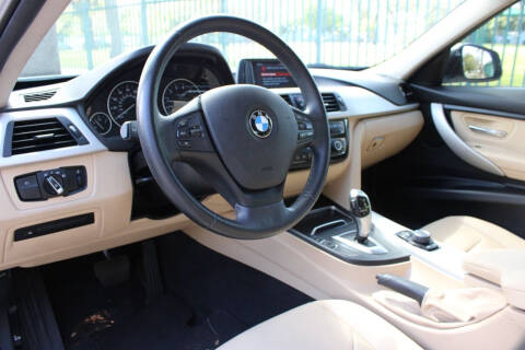 2018 BMW 3 Series 320i