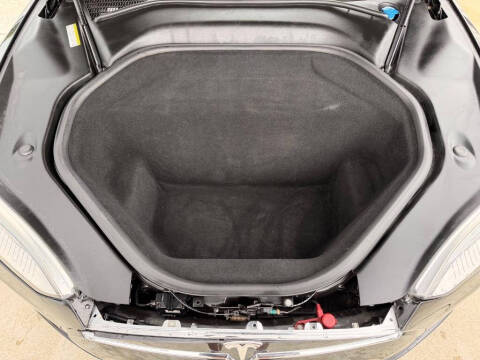 2015 Tesla Model S