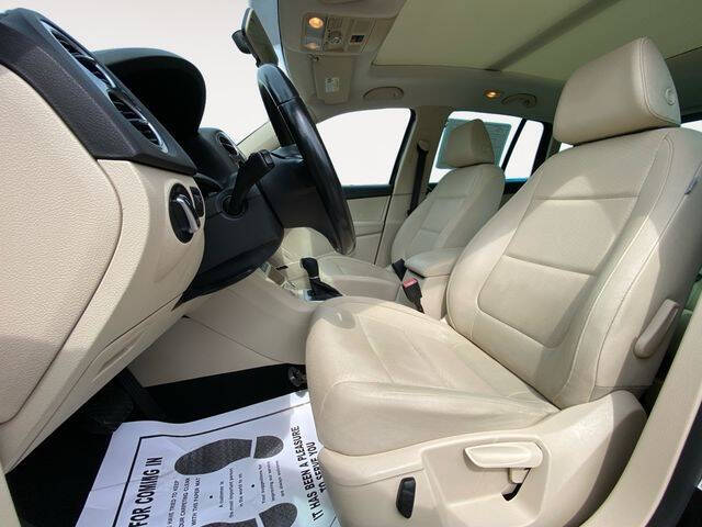 2015 Volkswagen Tiguan SEL