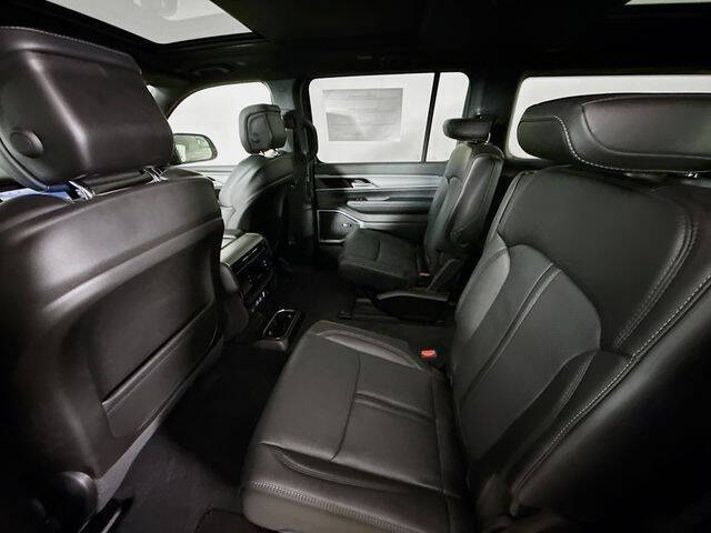 2025 Jeep Wagoneer Series II