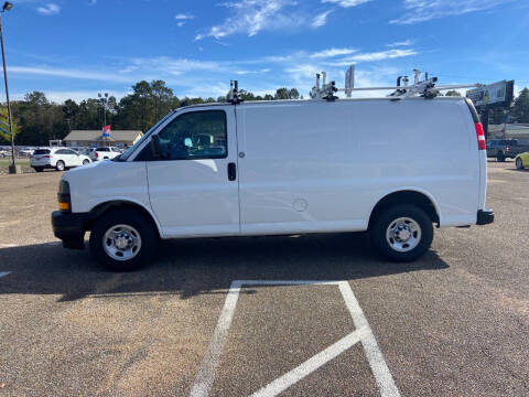 2023 Chevrolet Express 2500