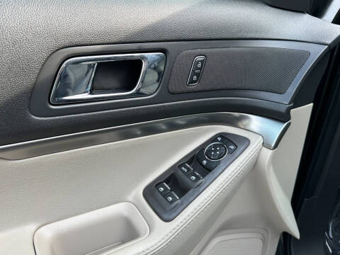 2014 Ford Explorer