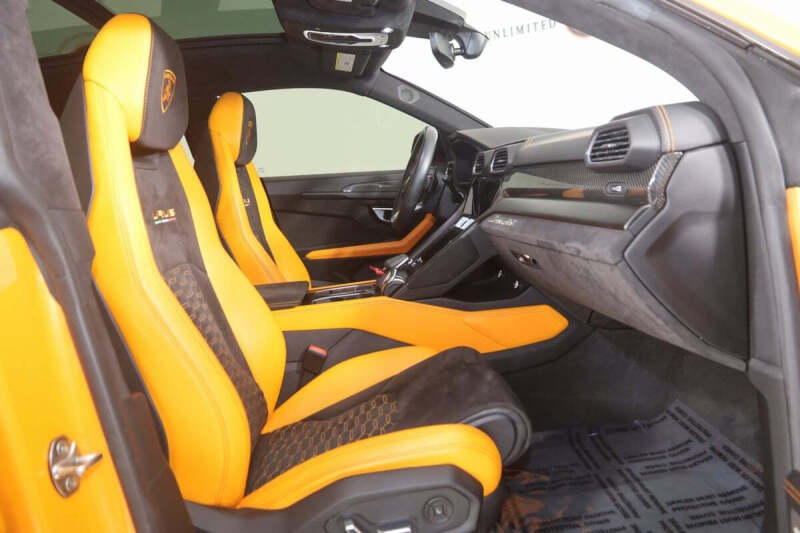 2021 Lamborghini Urus