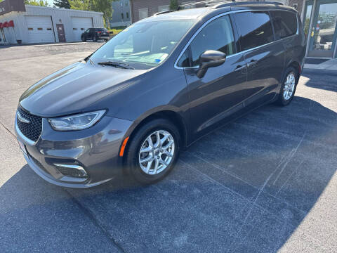 2022 Chrysler Pacifica Touring L