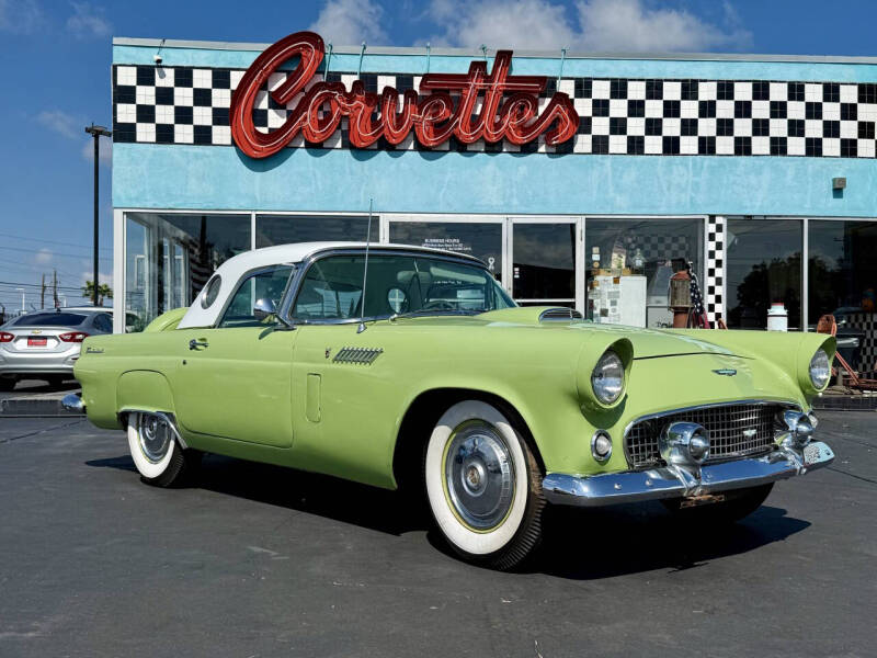 1956 Ford Thunderbird