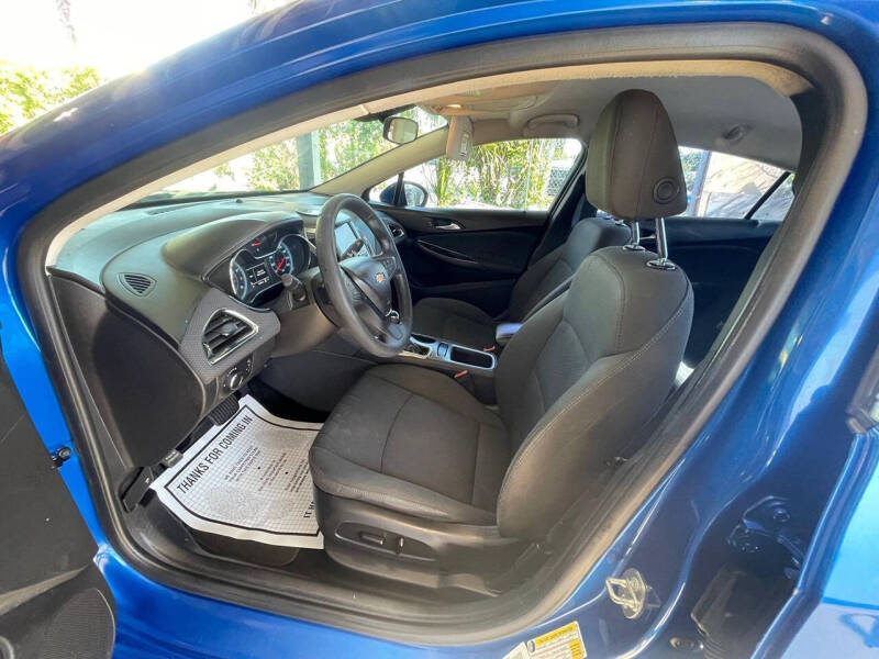 2017 Chevrolet Cruze LT Auto