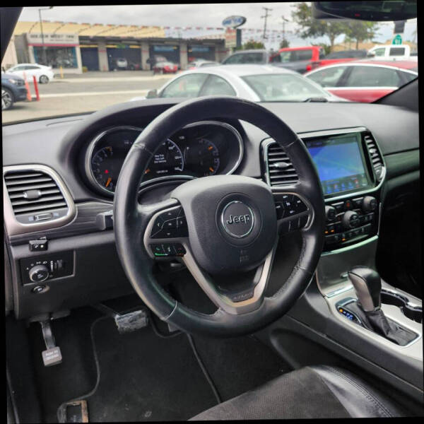 2019 Jeep Grand Cherokee Altitude