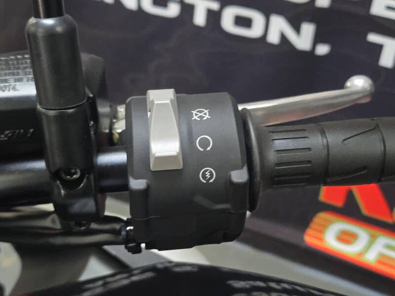 2025 Kawasaki Z900 ABS