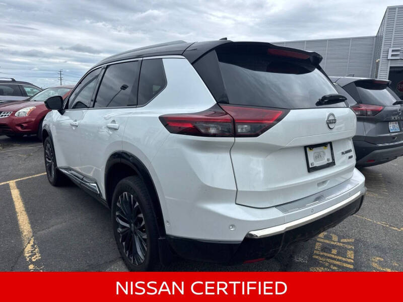 2025 Nissan Rogue Platinum