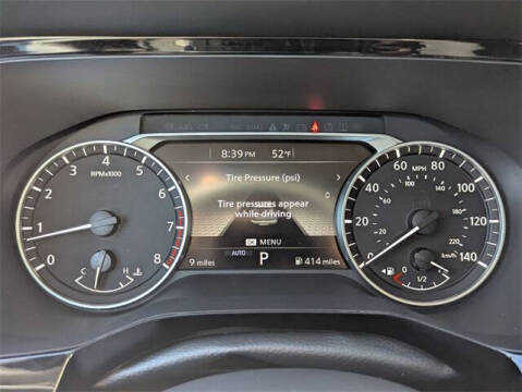 2025 Nissan Pathfinder SV