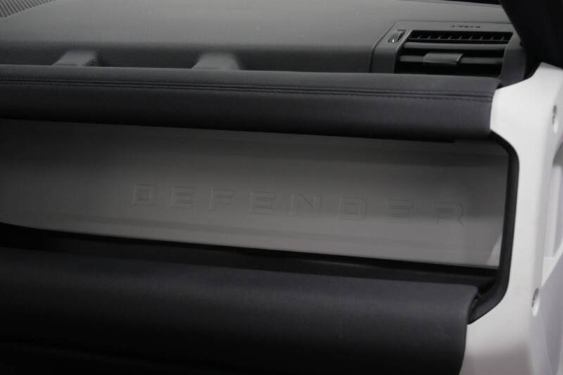 2020 Land Rover Defender 110 First Edition